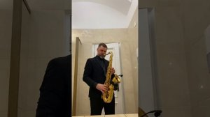 “As time goes by”. 🎷