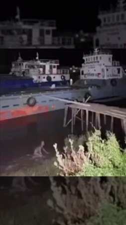 Камера видеонаблюдения установленная напротив корабля, запечатлела очень много странного