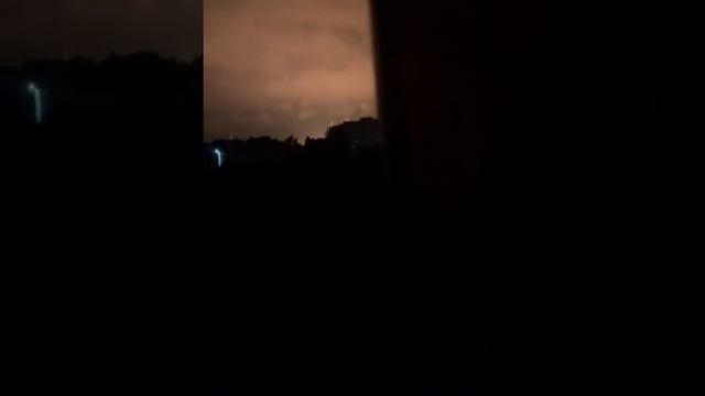 🇺🇦💥Кадры, снятые во время серии ударов по Кременчугу.