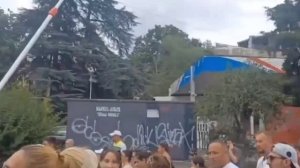 В Белграде начались масштабные протесты, — СМИ.

Студенты и сторонники оппозиции перекрыли площадь С