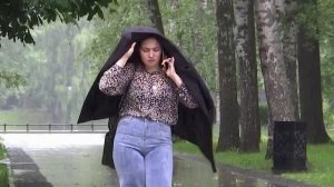 В столичном регионе из-за дождя объявлен "желтый" уровень погодной опасности