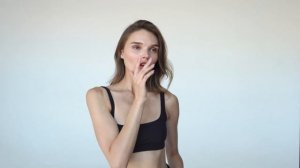 Beauty poses - используются в рекламе для демонстрации макияжа, причёски, косметических продуктов