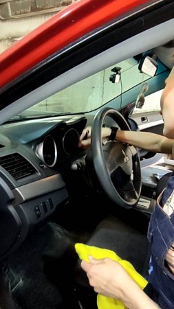 деликатно убираем пыль в автомобиле.
#shinesystems #detailing #deteil #suno #chatgpt