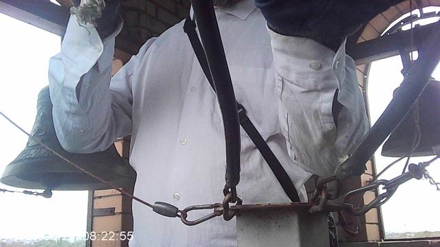Звон к началу Божественной Литургии 29 июня 2025: трезвон