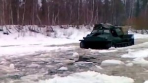 Трудовые будни на ледяных дорогах Якутии
