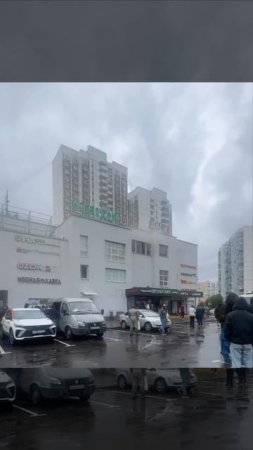 🔥На Митинской улице произошел пожар в ТЦ🔥