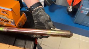 Аккумуляторный вибратор для бетона INGCO