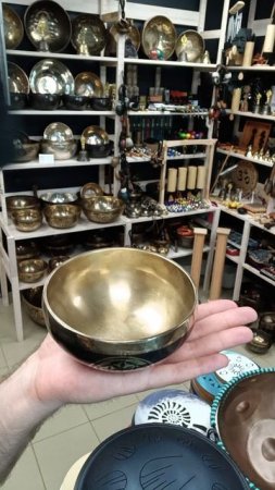 Кованая поющая чаша Dark flower of life ( 12,5 см, нота: Ля, 440 Гц) / shamanic.moscow