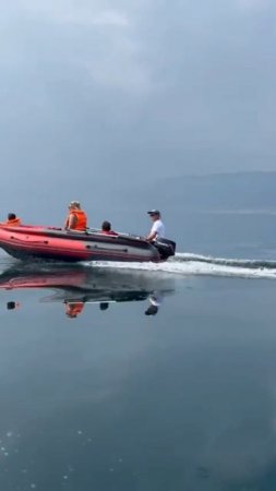 Лодка ПВХ в аренду, ссылка в описании ролика