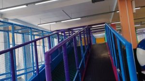 Поездка в игровой центр, счастливая жизнь в деревне, поездка в город