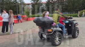 Мотолюди сегодня порадовали бугульминцев, от души покатали детей и взрослых