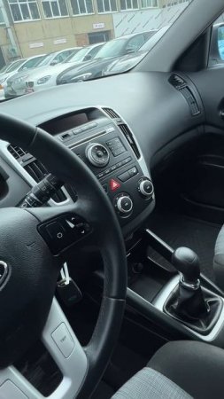 Kia Ceed Хетчбэк 5 дв. 1.6 MT 2010г