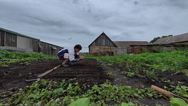 Уехали 6 лет назад из города в деревню. ЖИЗНЬ СЕМЬИ в ДЕРЕВНЕ смотреть онлайн