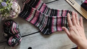 "Носочная коробочка 5" // ИЮНЬ // О носках, о спицах 🧦🧶