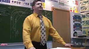 Урок 3. Основы безопасного управления автомобилем. Часть 2.