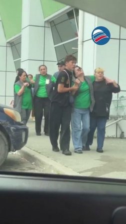 В «Реми» во Владивостоке пострадали 8 человек от неизвестного газа