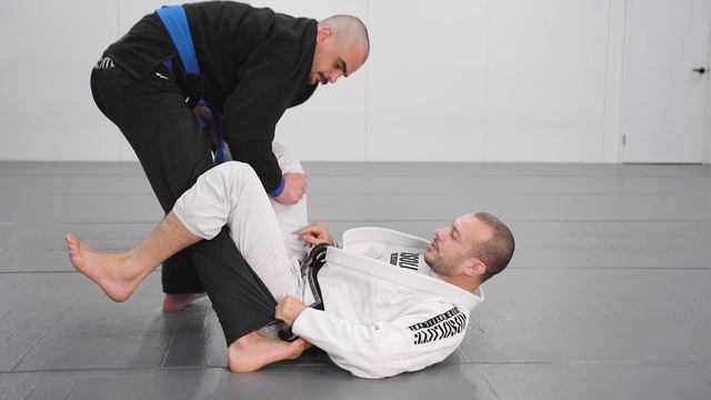 15 - Getting the Collar Grip, and Bringing Their Weight Forward