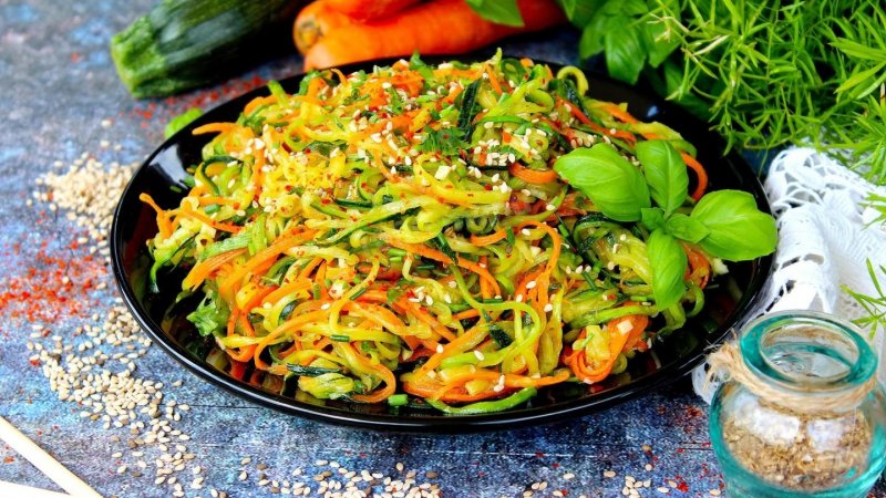 🥗 Салат из кабачков с корейской заправкой