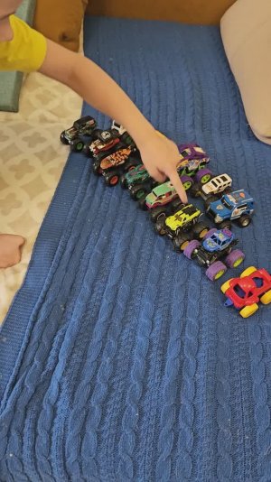 Гонки монстер джем.mp4