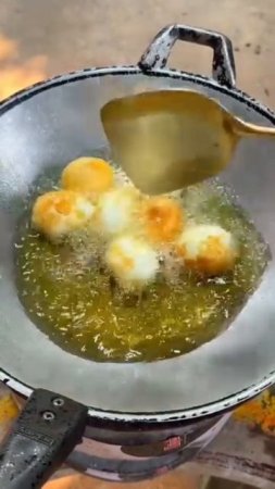 Жарим варёные куриные яйца