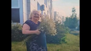 1000271020.mp4 Людмила Сенчина-,,Полевые цветы".Стихи-Анатолий Ковалёв,музыка-Раймонд Паулс