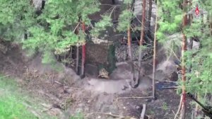 🎯 Военнослужащие 1-й гвардейской танковой армии группировки войск «Запад» уничтожили гаубицу L-1...
