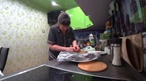 ВЛОГ// ГОТОВЛЮ РЫБНЫЕ КОТЛЕТЫ // БОЛТАЛКА НА КУХНЕ