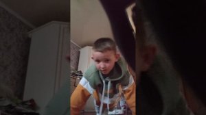 вторая часть сальто. и. стоять. на. руках