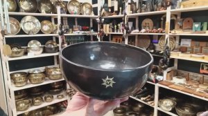 Кованая поющая чаша Sun Black SVS ( 20 см, нота: Соль #, 207 Гц ) / Singing Bowl / shamanic.moscow