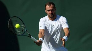 Российский теннисист Сафиуллин проиграл Дардери в первом круге Уимблдона
