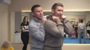 Братья Евгений и Роман Грачевы провели тренировку по самообороне для семей участников СВО.