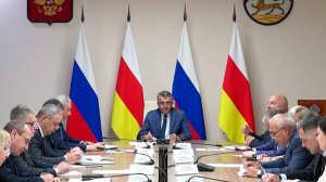 Ивгъуыд къуырийы цаутыл æмæ ног нысантыл Сергей Меняйло æрдзырдта министрадтæ æмæ ведомствæтæ разамо