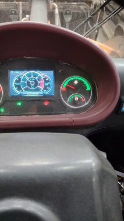 Кто знает? Должны ли так просаживаться обороты двигателя при нагрузке?