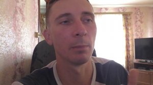 Почему закрыл приложение на телефоне а след остался на экране причины?