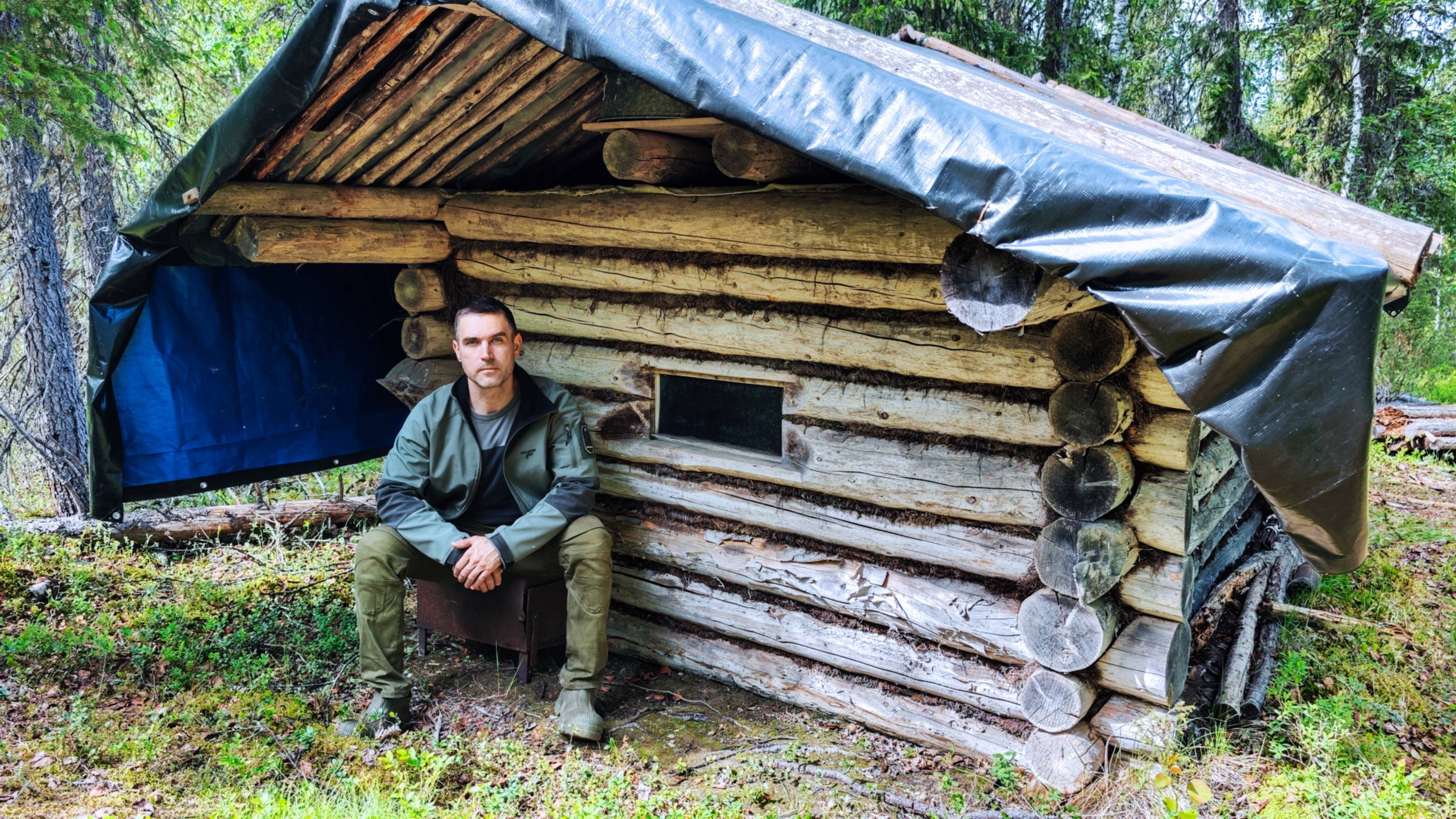 2 ДНЯ В ТАЙГЕ. РЫБАЛКА НА ХАРИУСА. РЕМОНТ КРЫШИ ИЗБЫ-КОНУРЫ.