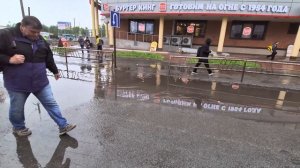 Как хорошо, что площадь Профсоюзов ремонтируют, а для пешеходов сделали временные удобные обходы,...