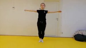 Танец из элементов начальной подготовки по художественной гимнастике для повторения детьми дома