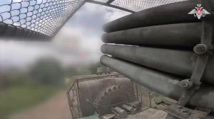 💥 Расчеты РСЗО БМ-21 «Град» Костромских десантников уничтожили скопление пехоты ВСУ в окрестност...