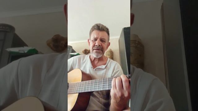 Я голову поднял