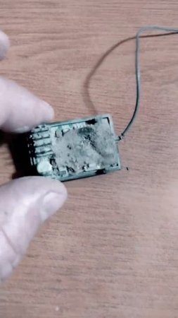 Разобрал приёмник а там такое...