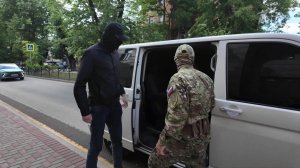 Сотрудники ФСБ задержали в Крыму двоих мужчин, которые шпионили в пользу Киева