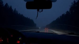 Еду на машине в другой город