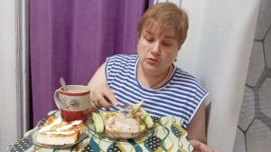 мукбанг/ завтрак/ не люблю,когда ко мне лезут/ болталка
