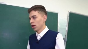 А4 Вернулись в ШКОЛУ на Один День Челлендж !