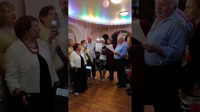 Песня остаётся с человеком.