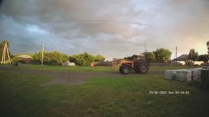 IP вызывная панель домофонии HIWATCH DS-D100IPF. Пример видео на рассвете