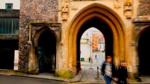 BRISTOL WALK
