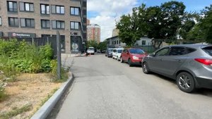 Видео как идти. Столярная школа Дабро УЛ. Ивана Франко 4к4, далее до корпуса 10.