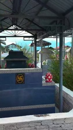 🇻🇳 СВАСТИКА ВО ВЬЕТНАМЕ — ЭТО НЕ ТО, О ЧЁМ ТЫ ПОДУМАЛ 🌀
