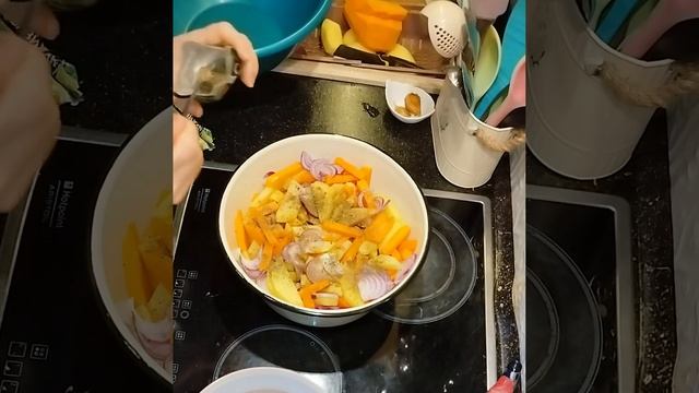 Картофель с тыквой в духовке